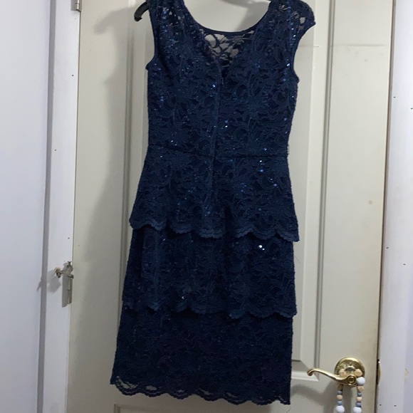 Marina size 0 Navy blue sequin evening dress - Picture 4 of 5